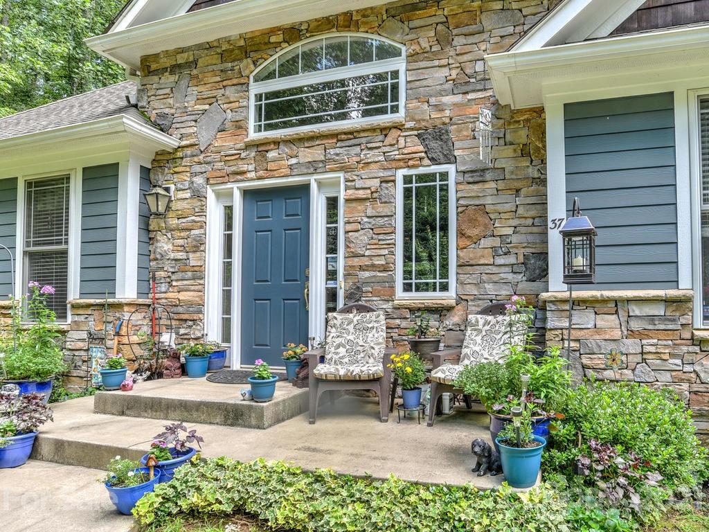 Property image 1 at 37 Gaston Mountain Road, Asheville, NC 28806