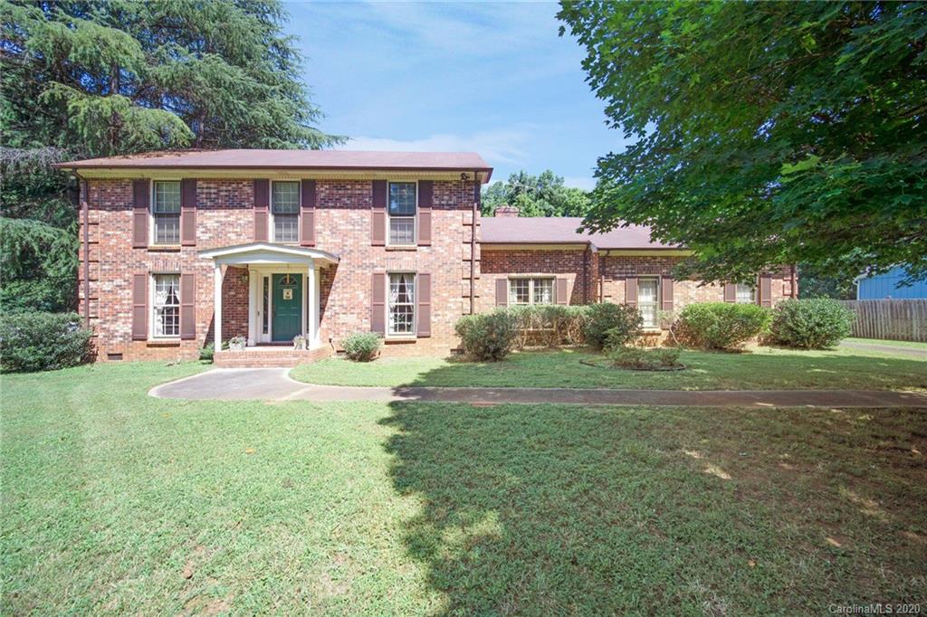 Property image 1 at 8816 Glencroft Road, Mint Hill, NC 28227