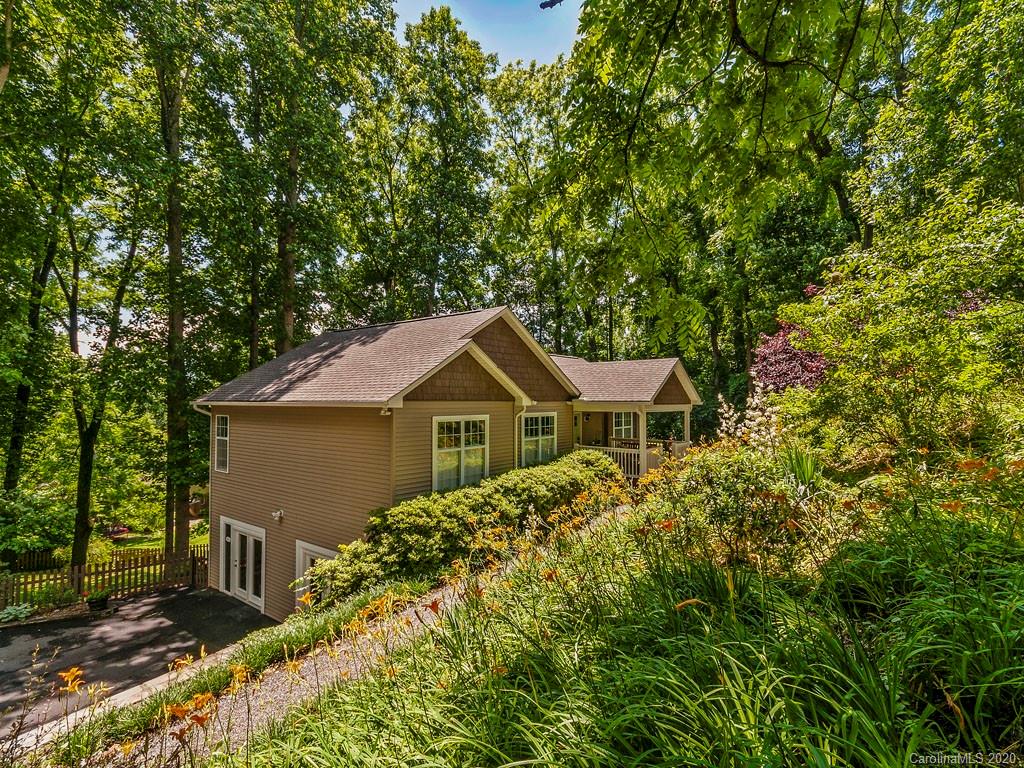 Property image 1 at 209 Blink Bonny Drive, Waynesville, NC 28786