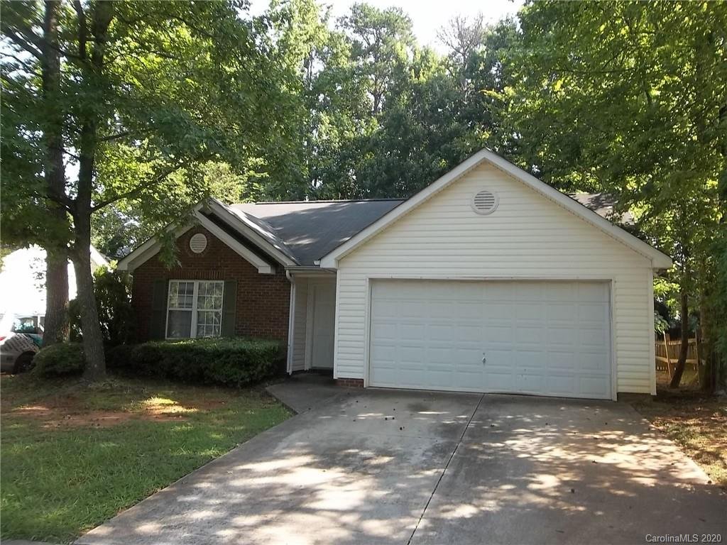 Property image 1 at 7305 Rosehall Drive, Charlotte, NC 28227