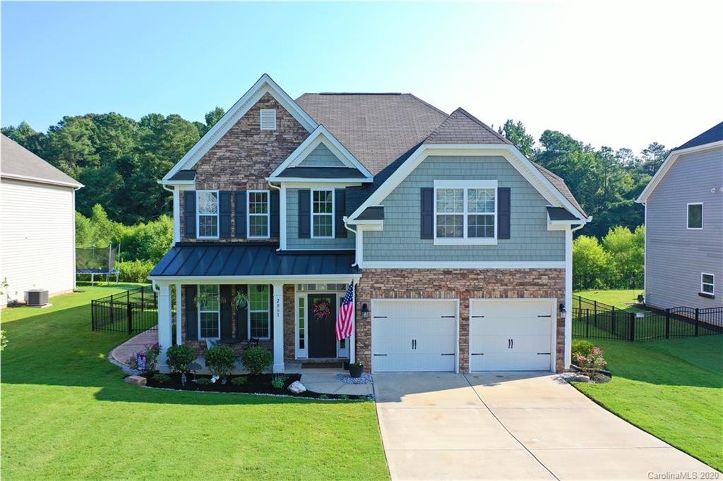 Property image 1 at 2061 Lakebridge Drive, Fort Mill, SC 29715