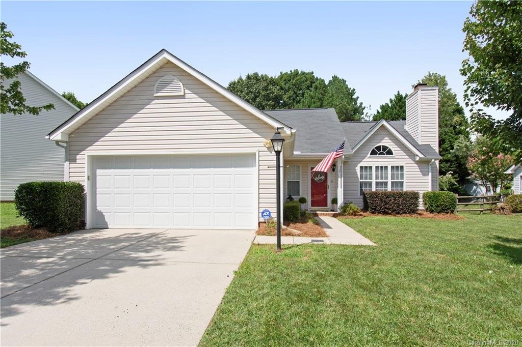Property image 1 at 4116 Huntmeadow Drive, Charlotte, NC 28269