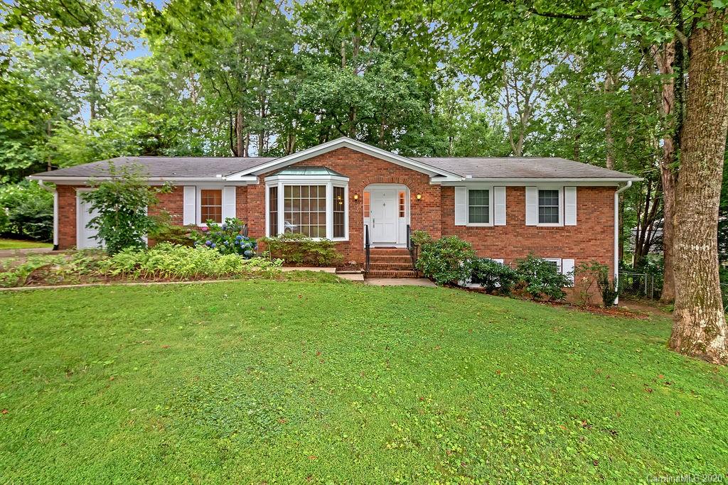 Property image 1 at 3 Crestview Court, Arden, NC 28704