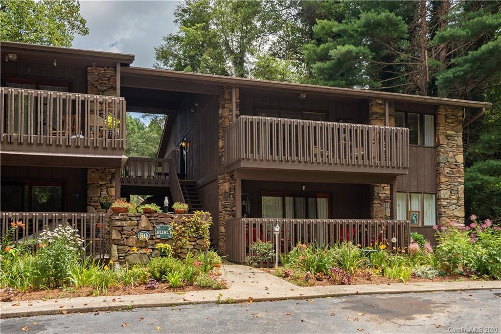 Property image 1 at 50 Maxine Lane, Hendersonville, NC 28739