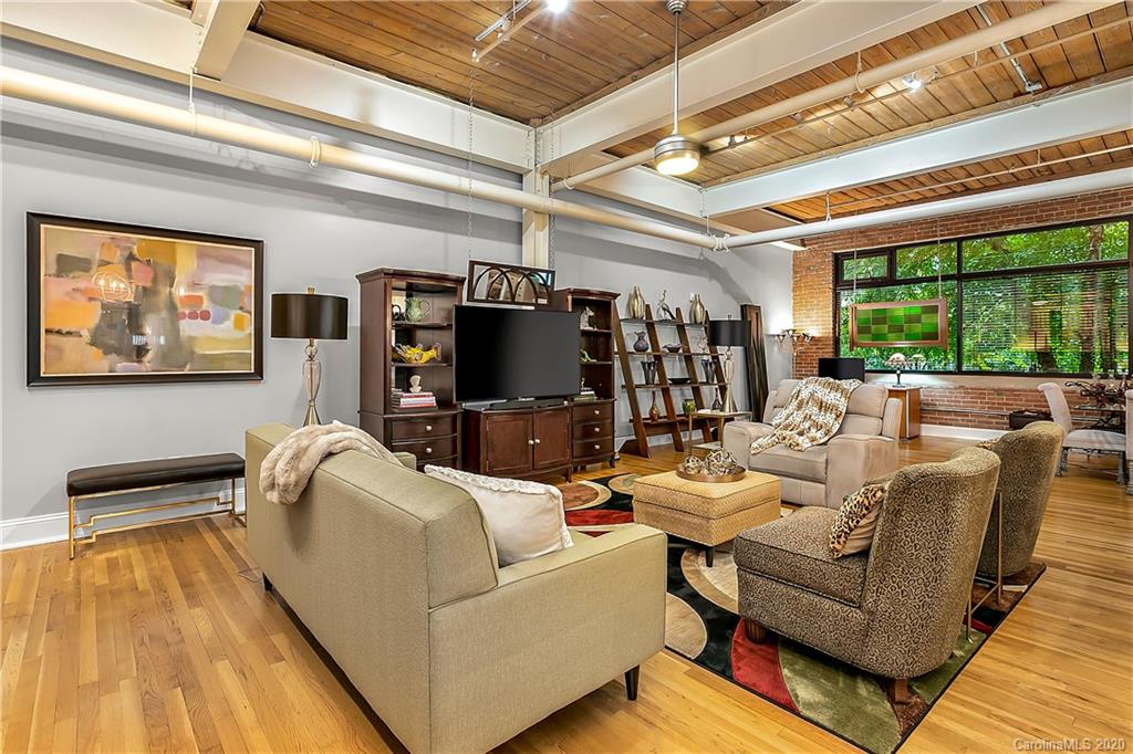 Property image 1 at 310 Arlington Avenue, Charlotte, NC 28203