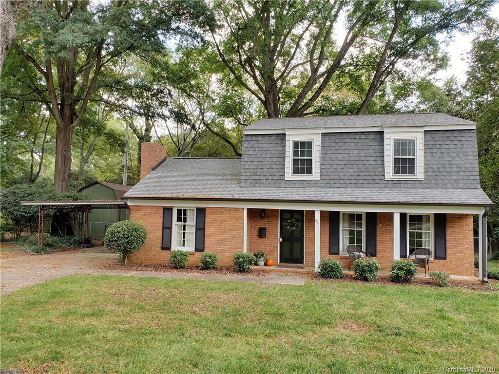 Property image 1 at 821 Greentree Drive, Charlotte, NC 28211