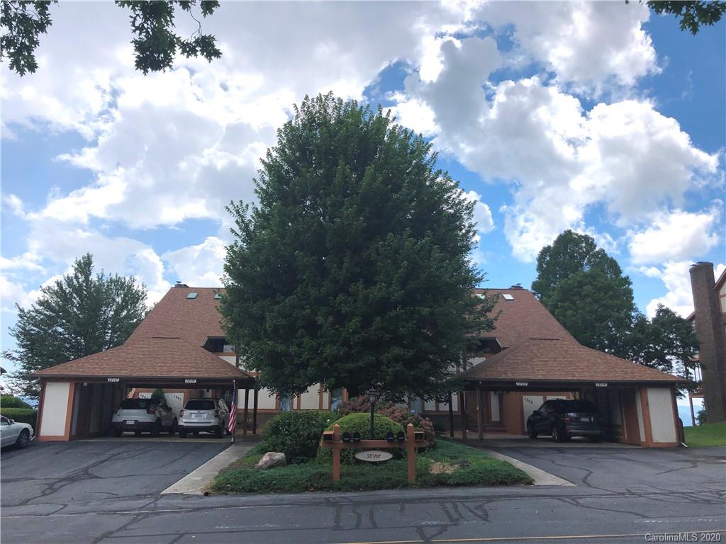 Property image 1 at 1204 Fleetwood Plaza, Hendersonville, NC 28739