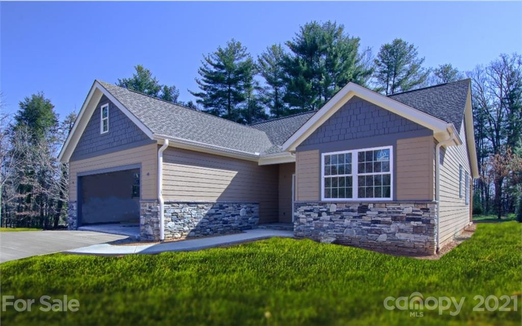 Property image 1 at 26 E Williams Meadow Court, Hendersonville, NC 28731