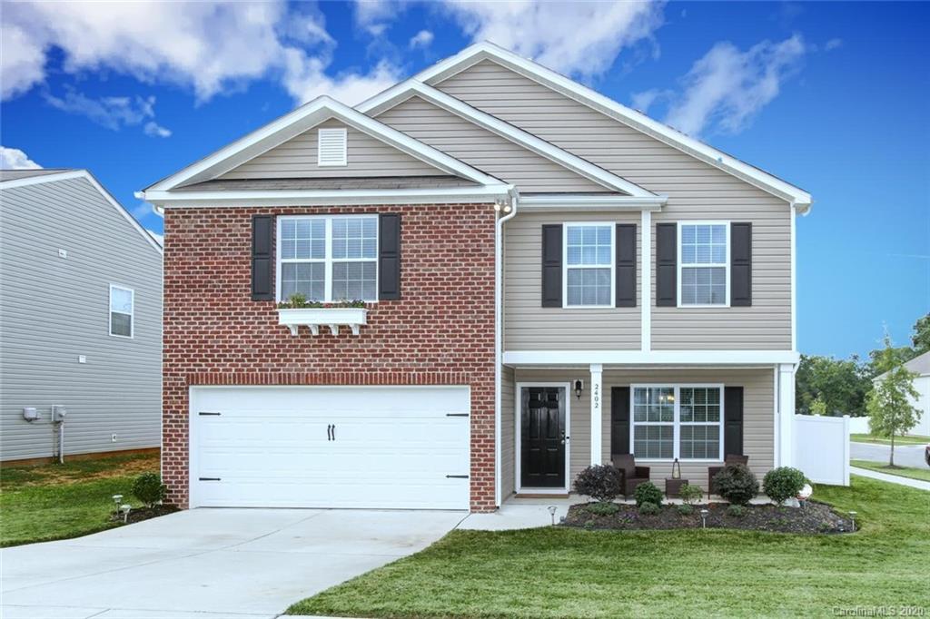 Property image 1 at 2402 Dewey Creek Lane, Charlotte, NC 28216