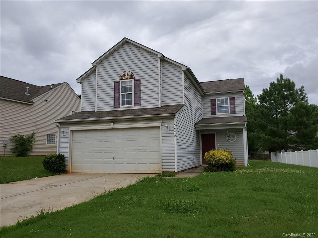 Property image 1 at 3925 Oliva Diane Lane, Charlotte, NC 28216