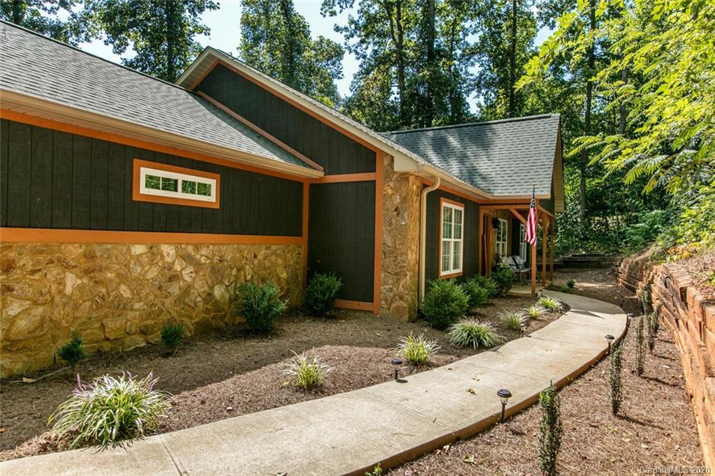 Property image 1 at 872 Hayes Road, Columbus, NC 28773