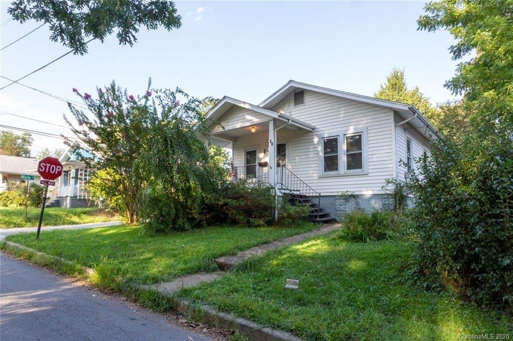 Property image 1 at 90 Fairfax Avenue, Asheville, NC 28806