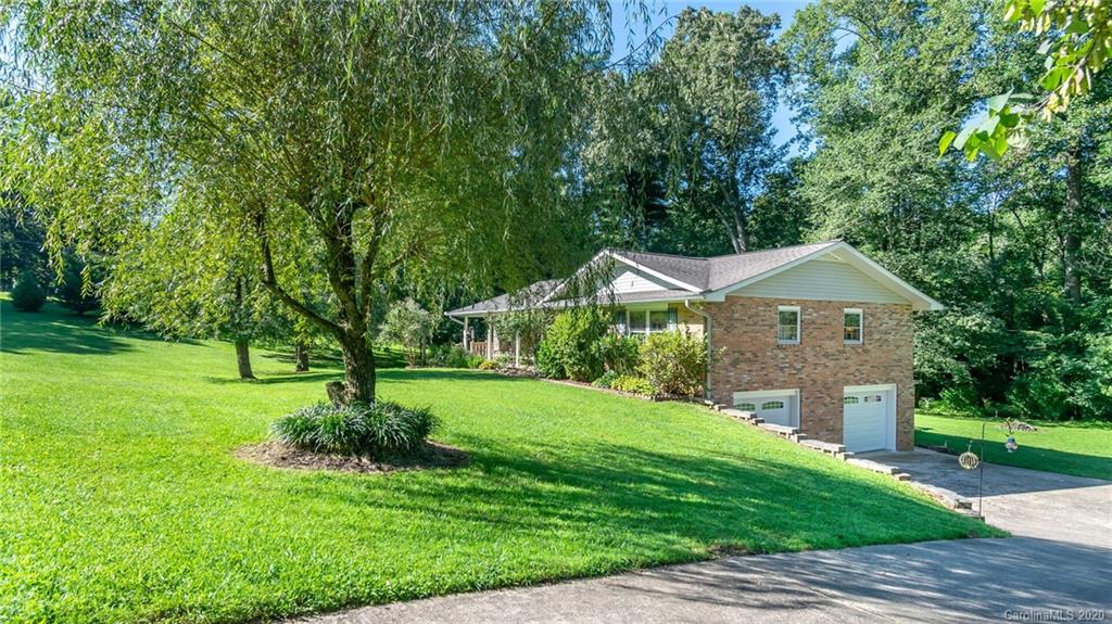 Property image 1 at 308 Sunset Drive, Hendersonville, NC 28791