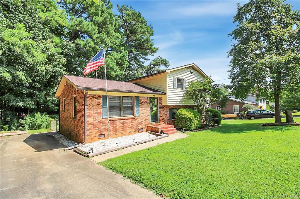 Property image 1 at 207 Buckskin Drive, Gastonia, NC 28052