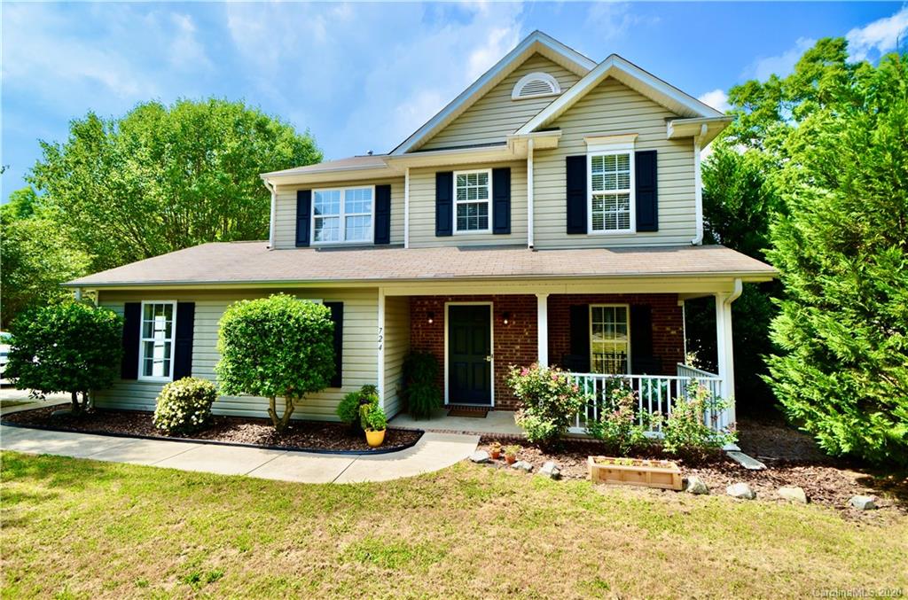 Property image 1 at 724 Gum Branch Road, Charlotte, NC 28214