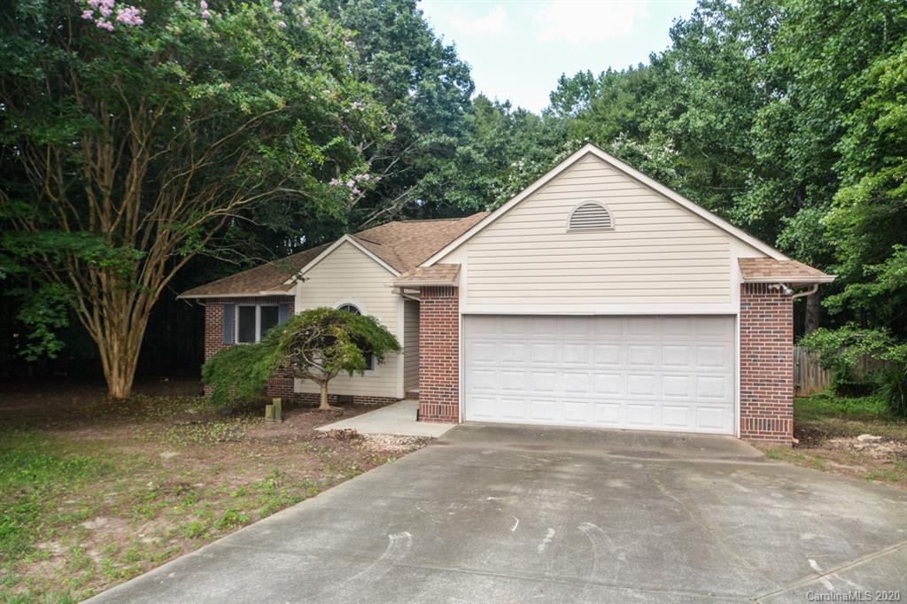 Property image 1 at 110 Woodthrush Lane, Mooresville, NC 28117