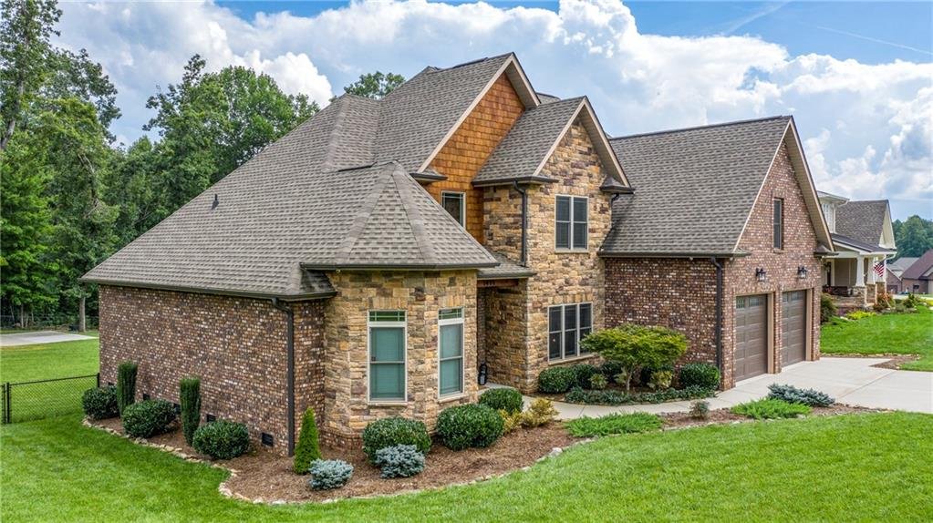 Property image 1 at 1491 Kensington Park Court, Hickory, NC 28602