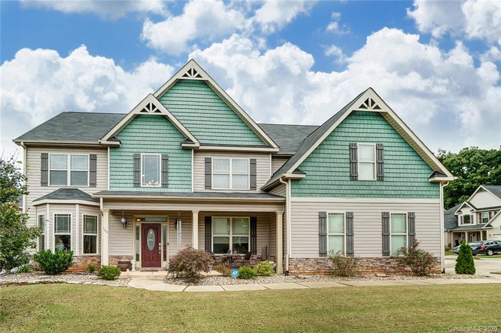 Property image 1 at 104 Wellshire Street, Mooresville, NC 28115