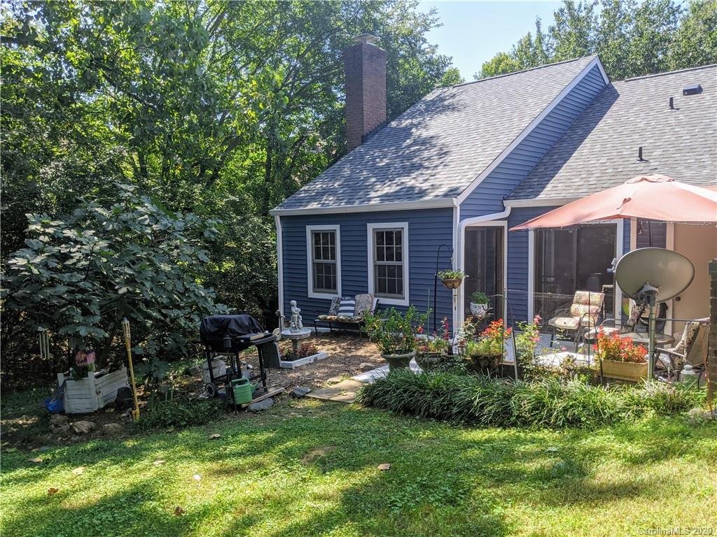 6553 Point Comfort Lane