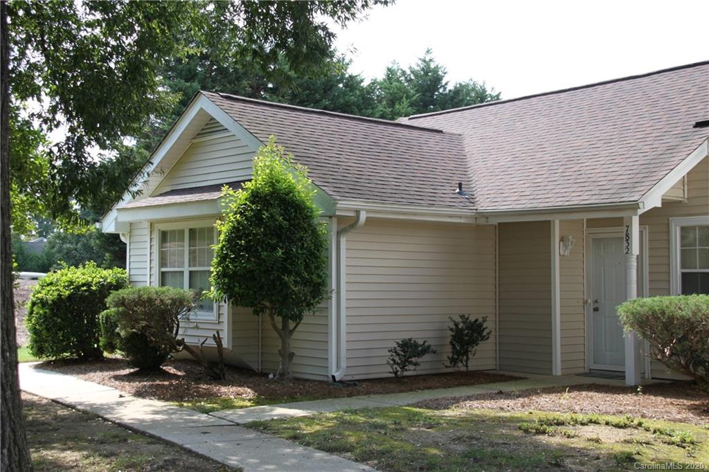 Property image 1 at 7832 Davinci Lane, Charlotte, NC 28226