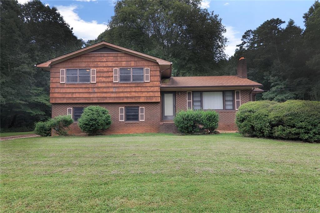 Property image 1 at 546 Dixie Drive, Mooresville, NC 28115