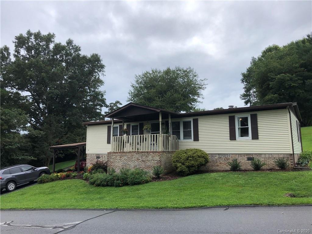 Property image 1 at 101 Cumberland Drive, Hendersonville, NC 28792