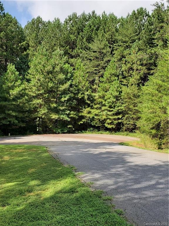 Property image 1 at 106 Jenwood Court, Statesville, NC 28677