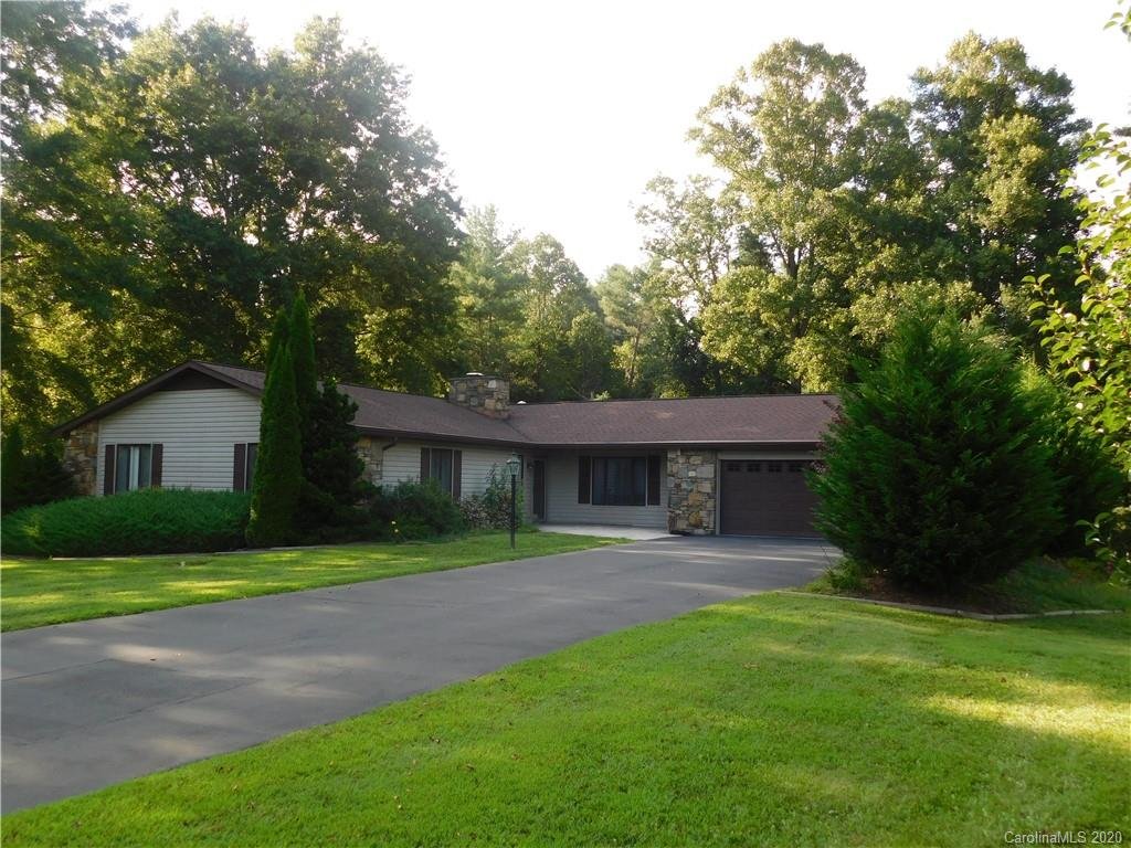 Property image 1 at 118 Larchmont Drive, Hendersonville, NC 28791