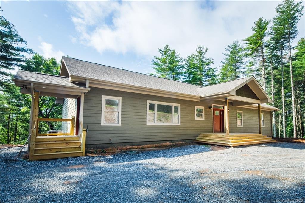 Property image 1 at 124 Wildwood Way, Lake Toxaway, NC 28747