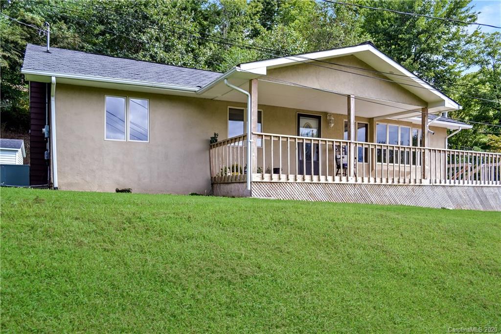 Property image 1 at 376 Ray Street, Waynesville, NC 28786