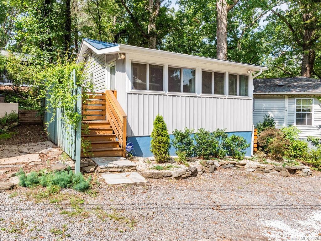 Property image 1 at 24 Rhododendron Drive, Asheville, NC 28805