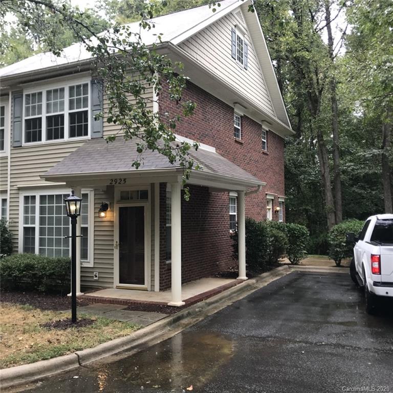 Property image 1 at 2925 Springs Drive, Charlotte, NC 28226
