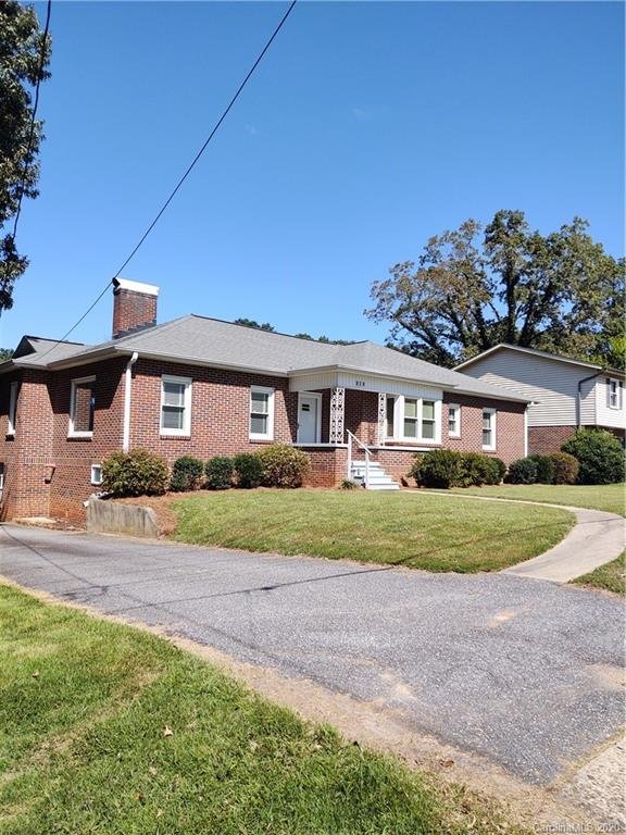 Property image 1 at 819 4th Street Drive, Hickory, NC 28601