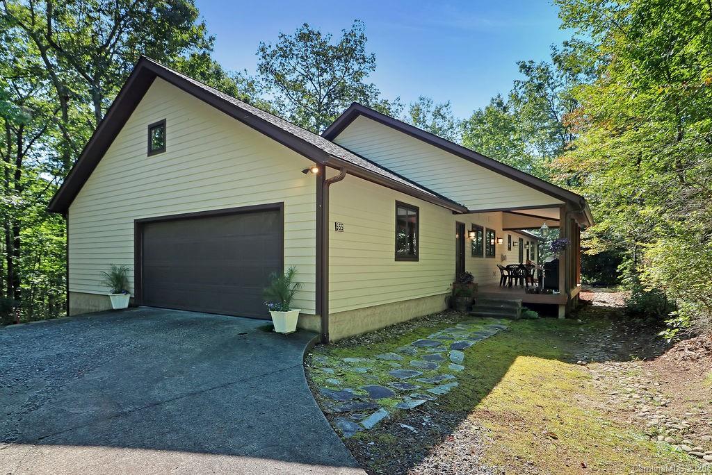 Property image 1 at 555 Mulberry Circle, Brevard, NC 28712