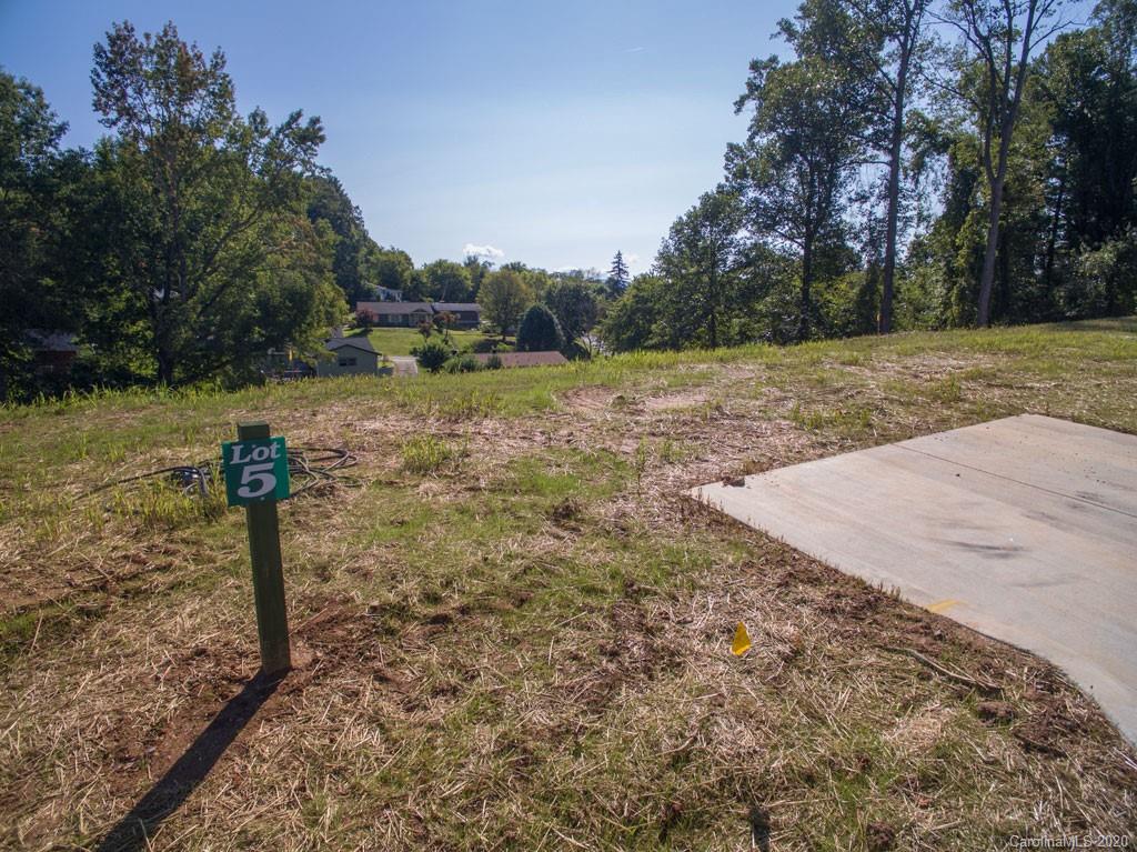 Property image 1 at 20 Malvern Walk, Asheville, NC 28806