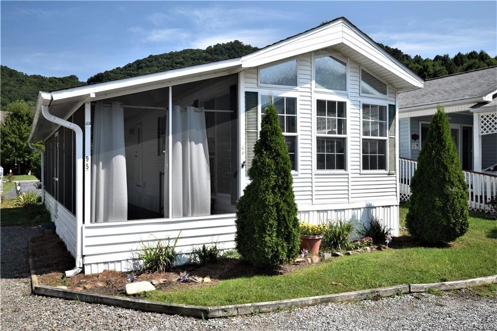 Property image 1 at 95 Strollers Lane, Waynesville, NC 28786