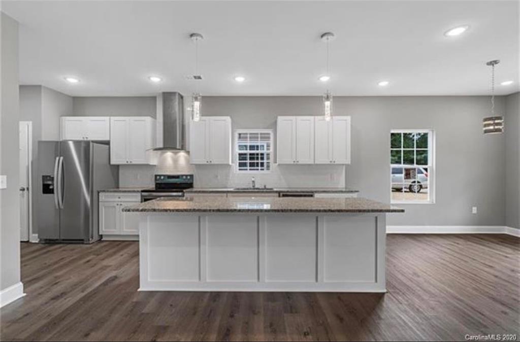 Property image 1 at 635 Stillgreen Lane, Charlotte, NC 28214