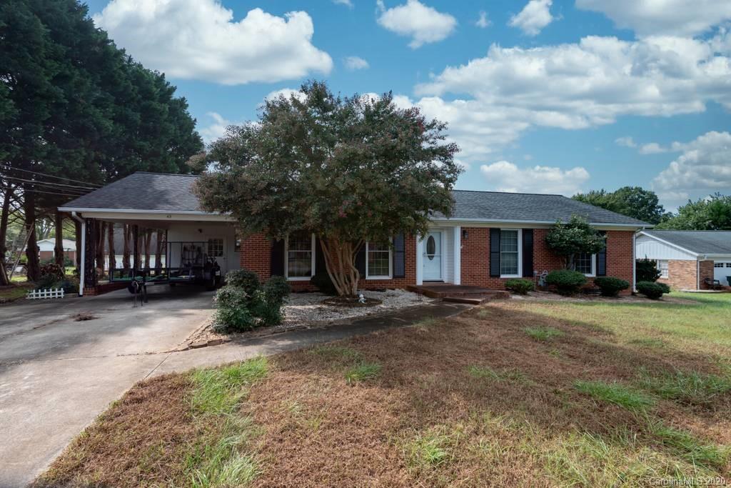 Property image 1 at 43 Starmount Lane, Taylorsville, NC 28681