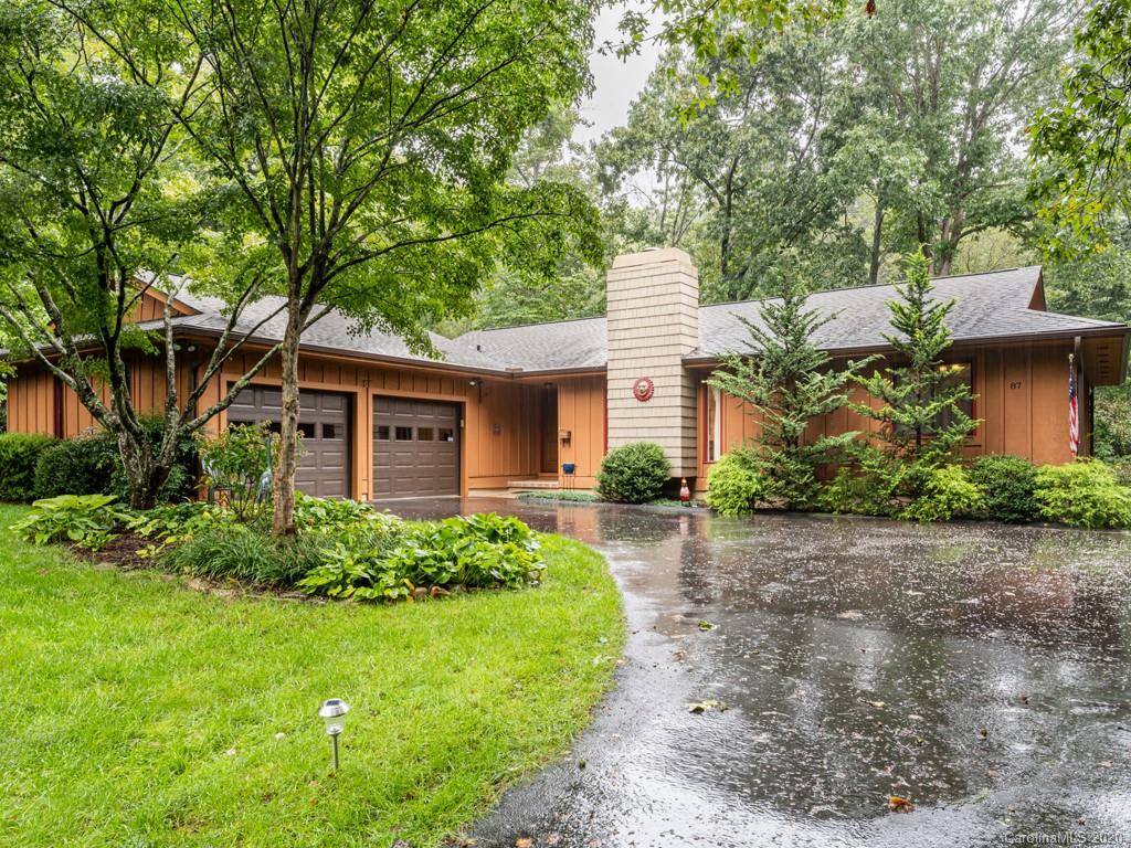 Property image 1 at 87 S Black Oak Drive, Asheville, NC 28804
