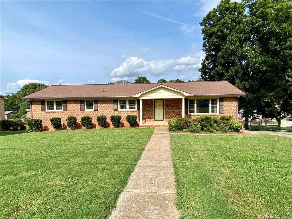 Property image 1 at 1220 Landsdowne Drive, Gastonia, NC 28054