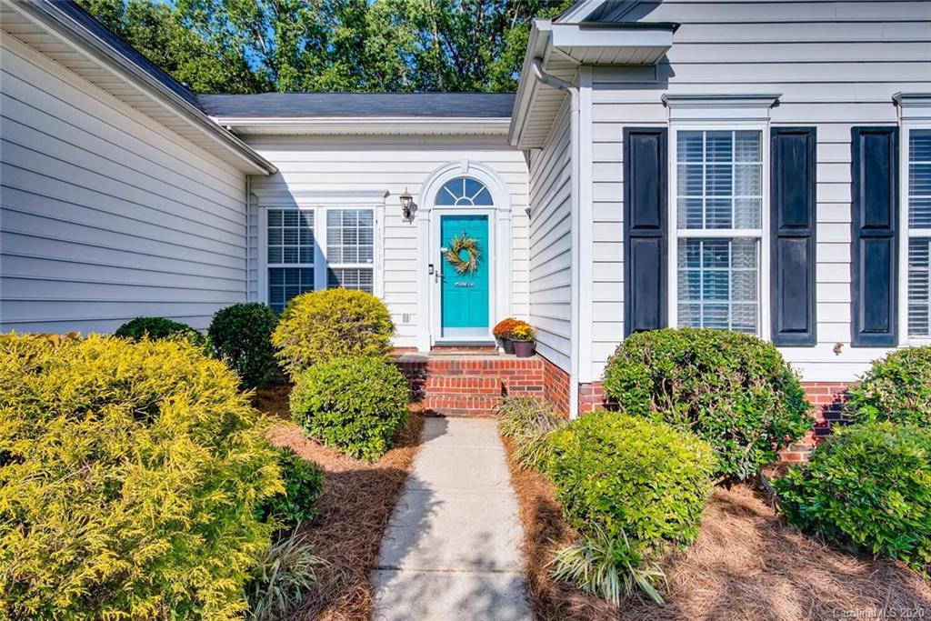 Property image 1 at 13316 Salvo Drive, Matthews, NC 28105