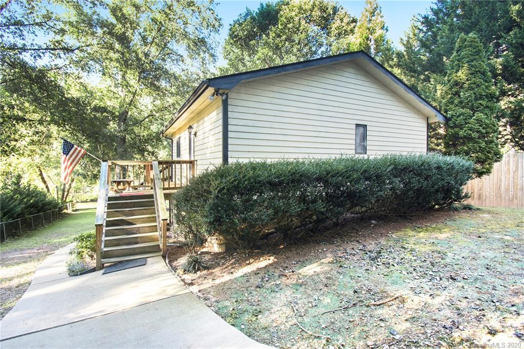 Property image 1 at 7066 Executive Circle, Denver, NC 28037