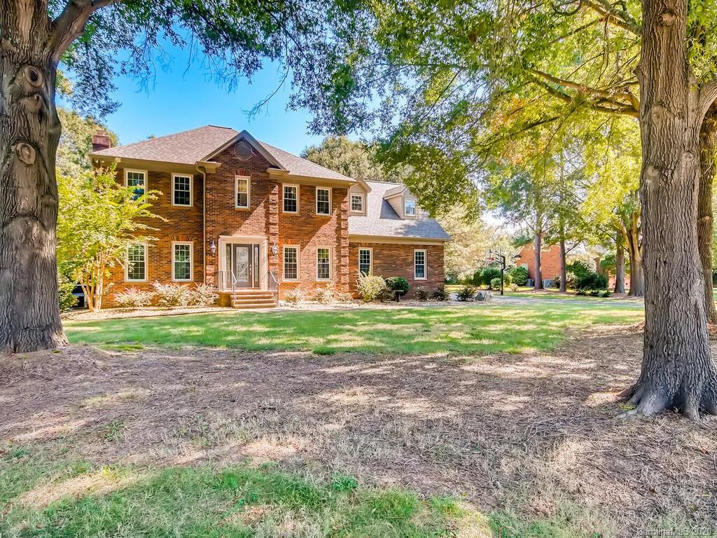 Property image 1 at 1065 Kite Court, Matthews, NC 28104