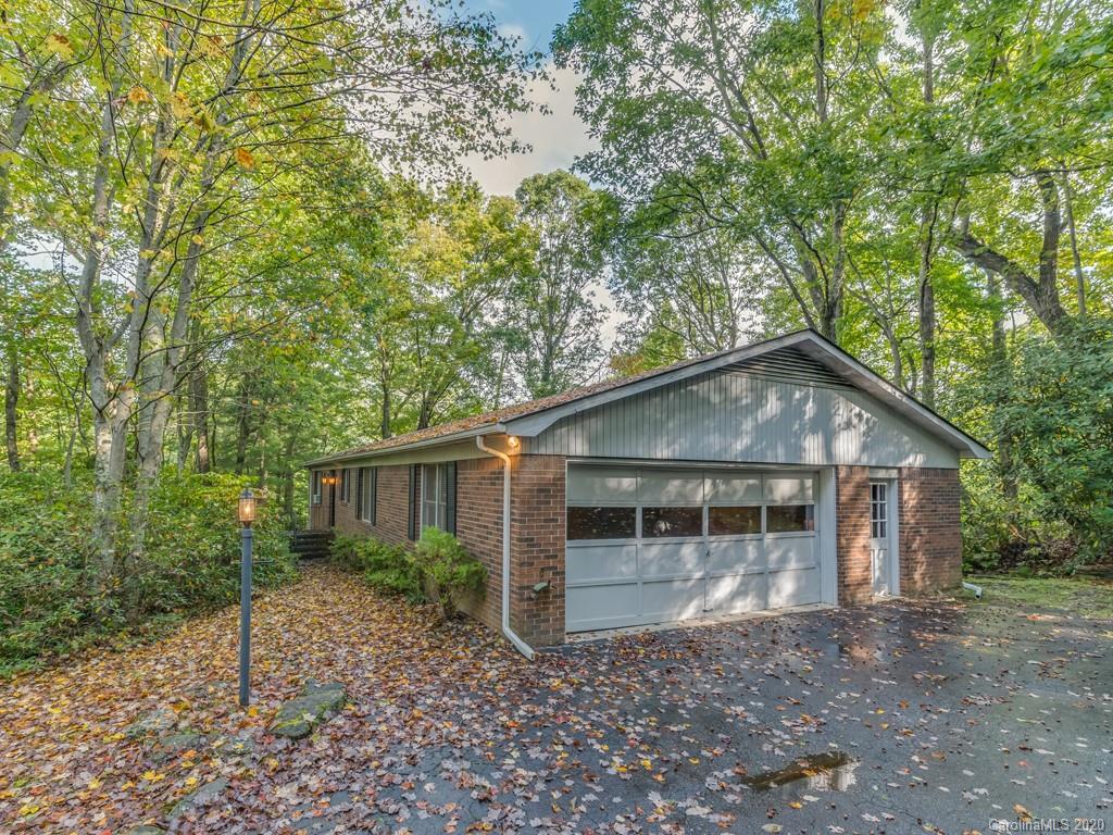 Property image 1 at 176 Long John Drive, Hendersonville, NC 28791