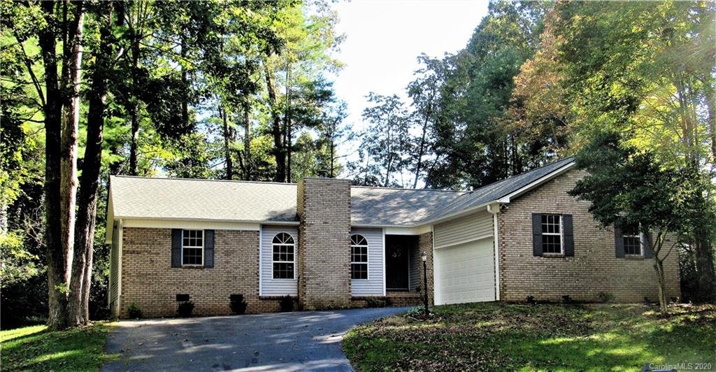 Property image 1 at 5 Bay Hill Court, Etowah, NC 28729