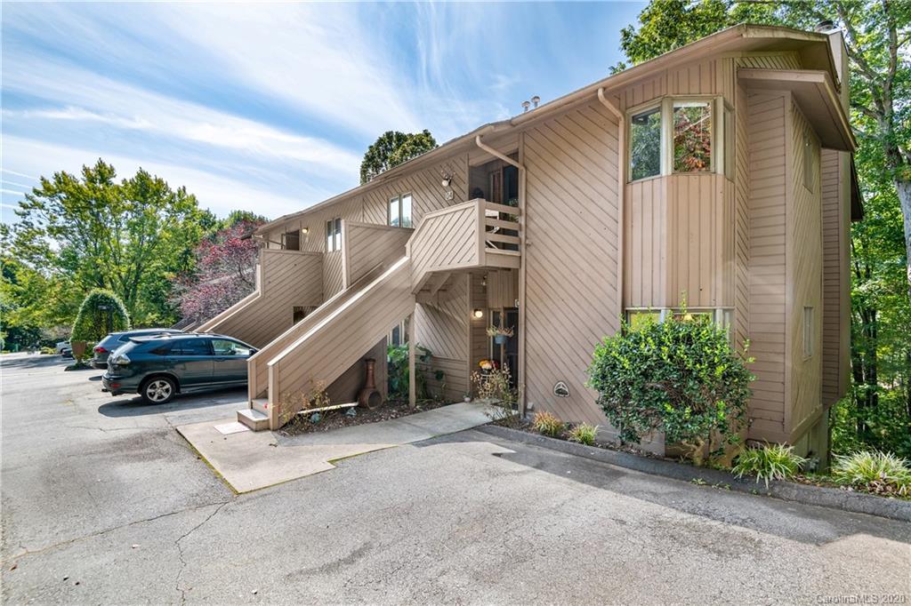 Property image 1 at 305 Piney Mountain Drive, Asheville, NC 28805