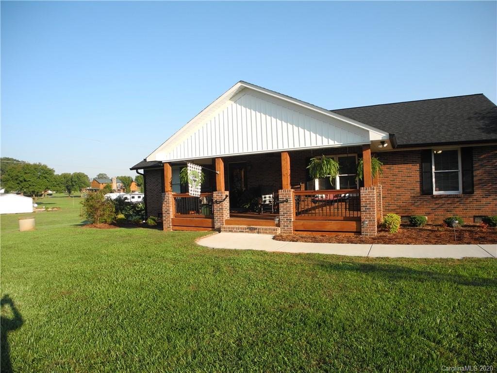 Property image 1 at 2826 Moose Gantt Trail, Crouse, NC 28033