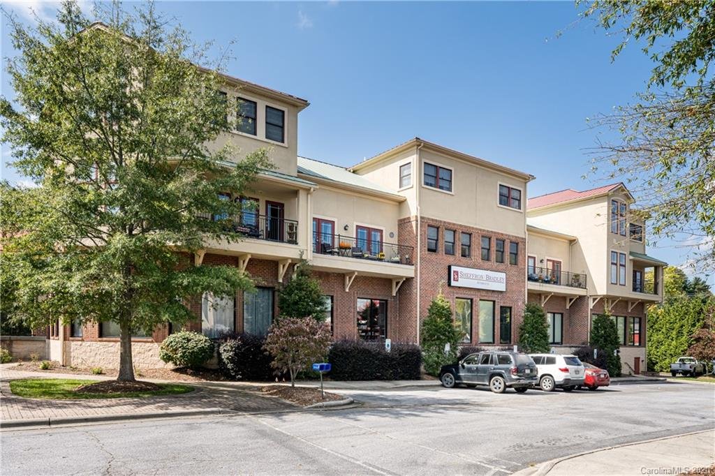 Property image 1 at 475 S Church Street, Hendersonville, NC 28792