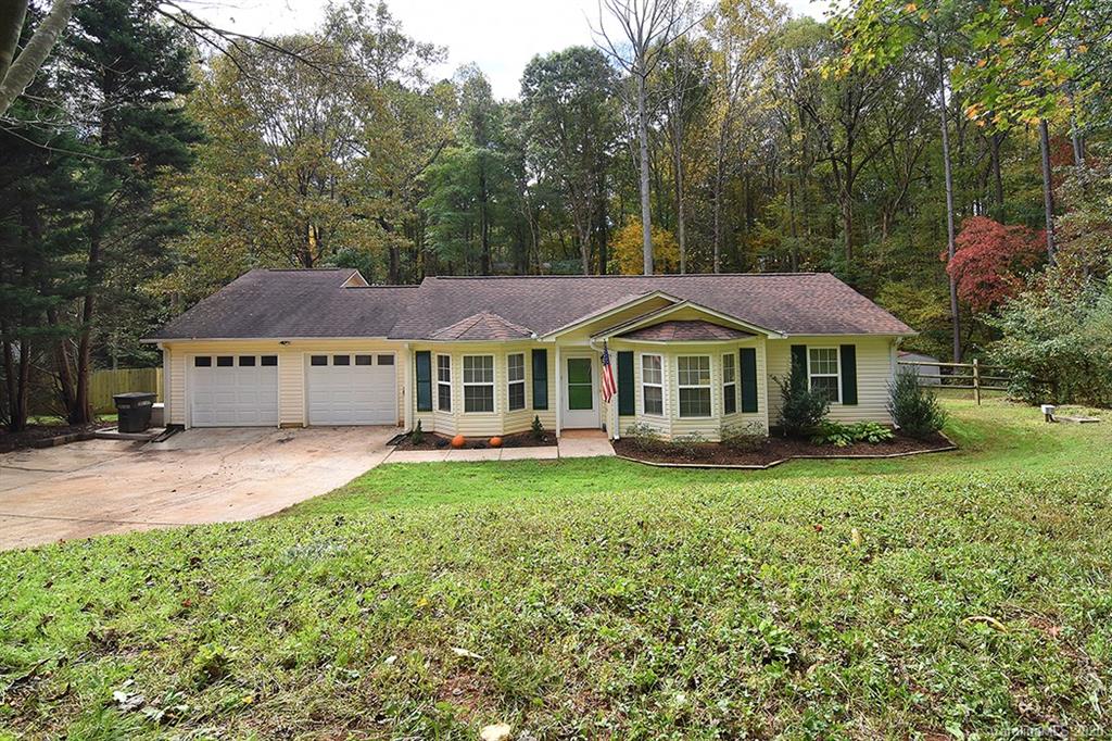 Property image 1 at 184 Creek View Road, Mooresville, NC 28117