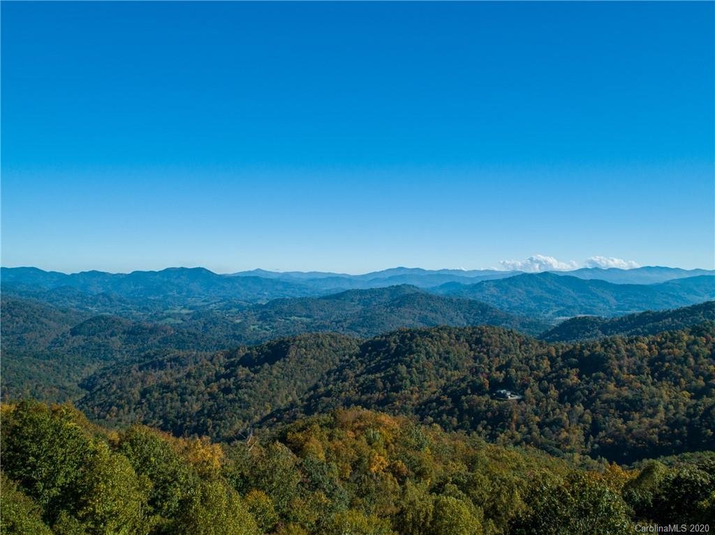 Property image 1 at 109 Saranac Lane, Waynesville, NC 28785